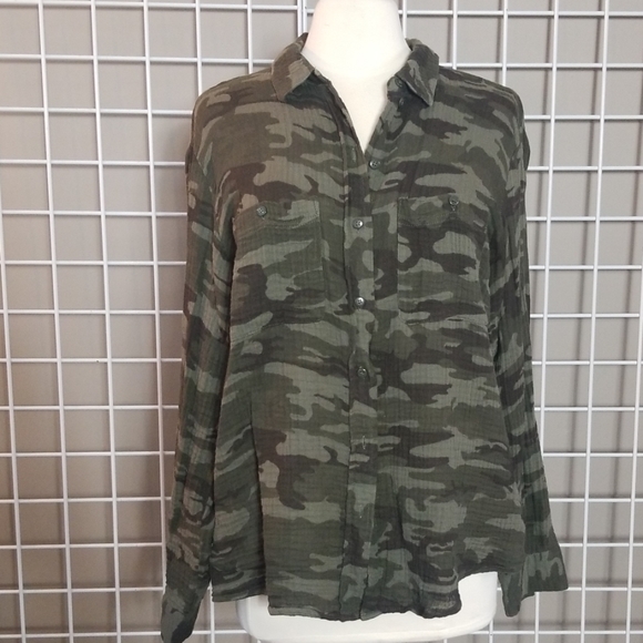 Sanctuary Tops - Sanctuary Crinkle Cotton Camo Blouse